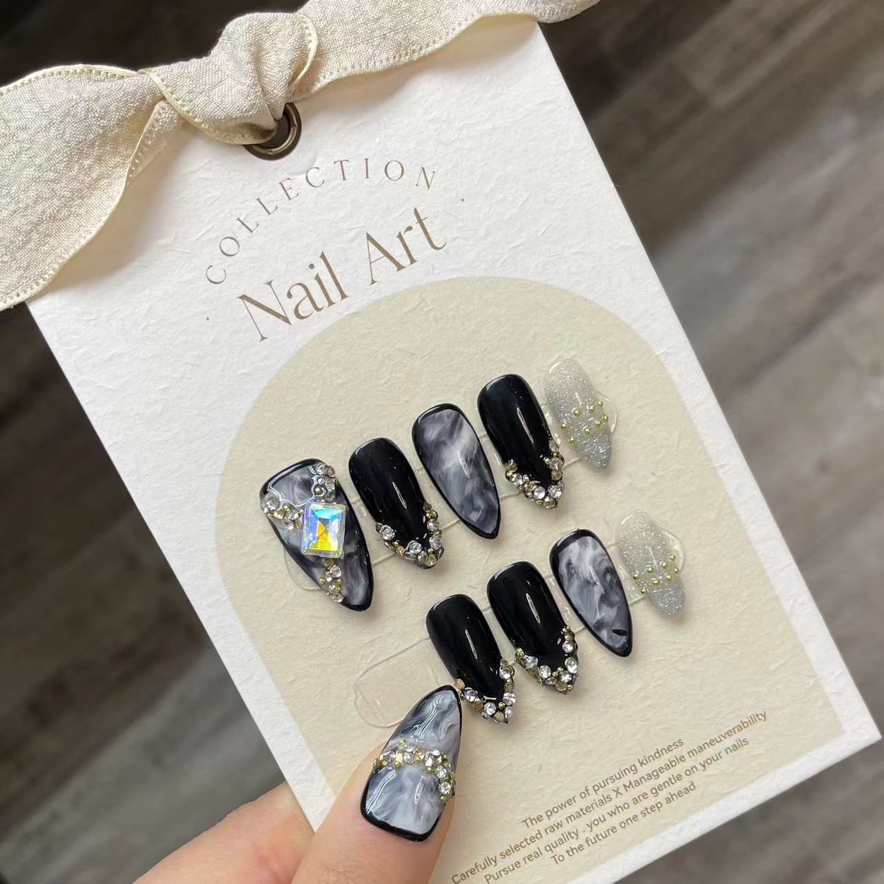 Resin Art And Deco - Handmade Press on Nails Black Cool